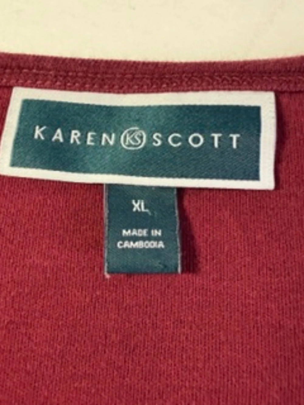 Karen Scott V-Neck 3/4 Sleeve Relaxed Silhouette Burgundy Top Size XL